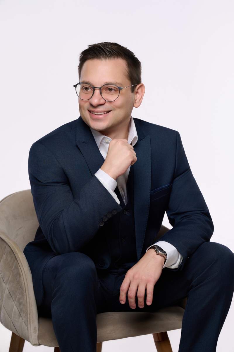 Dr. Valthierre Nunes, cirurgião bucomaxilofacial